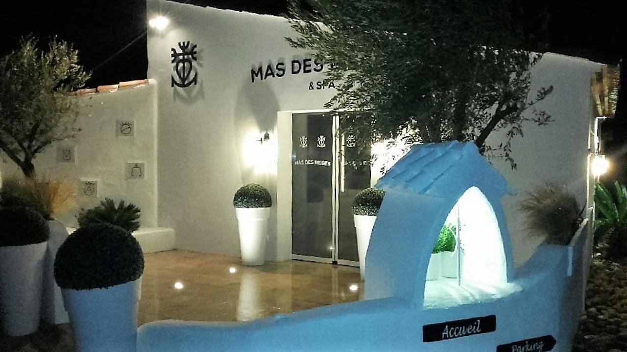 Mas Des Rieges & Spa Saintes-Maries-de-la-Mer Buitenkant foto