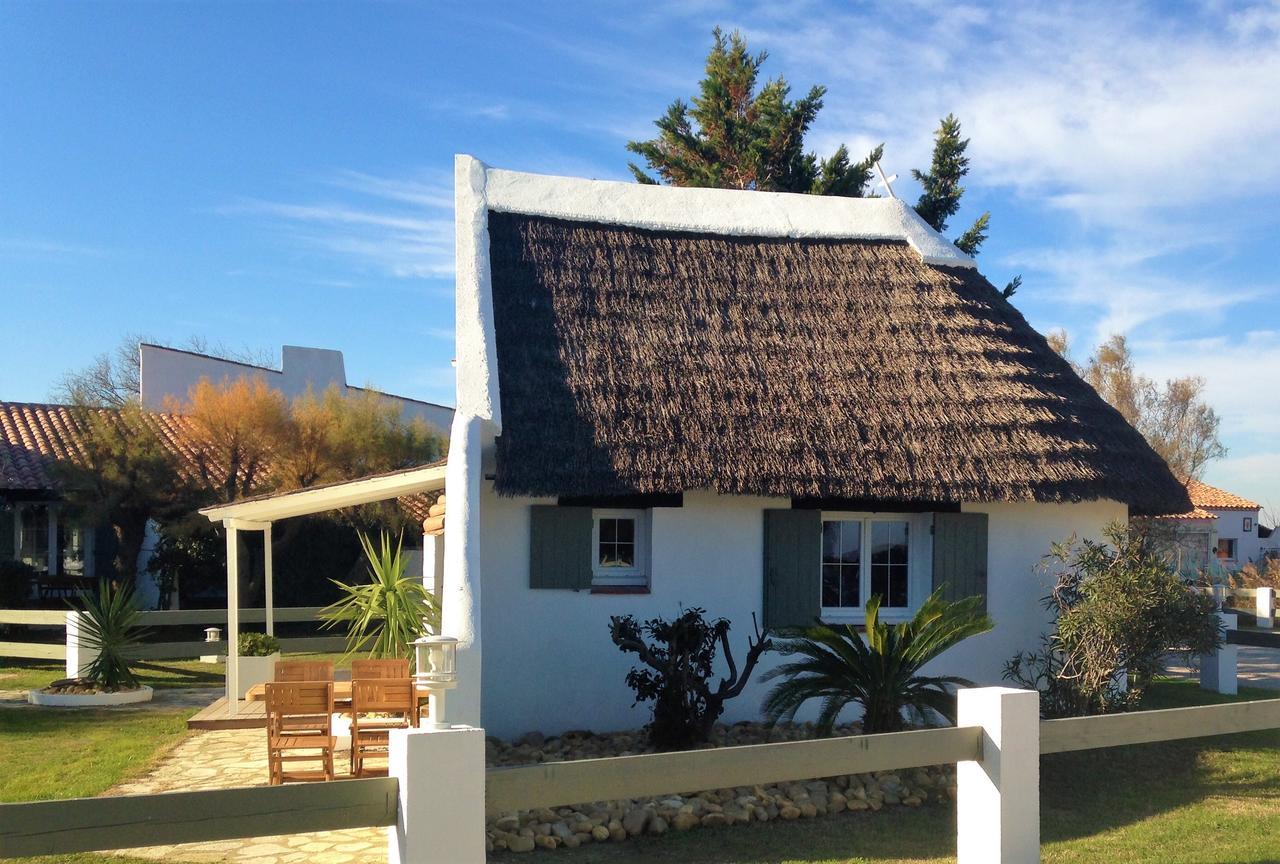 Mas Des Rieges & Spa Saintes-Maries-de-la-Mer Buitenkant foto