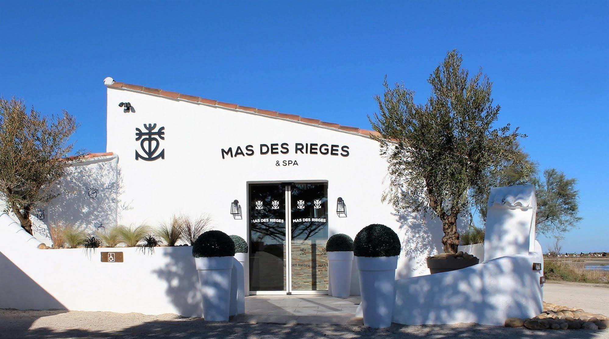 Mas Des Rieges & Spa Saintes-Maries-de-la-Mer Buitenkant foto