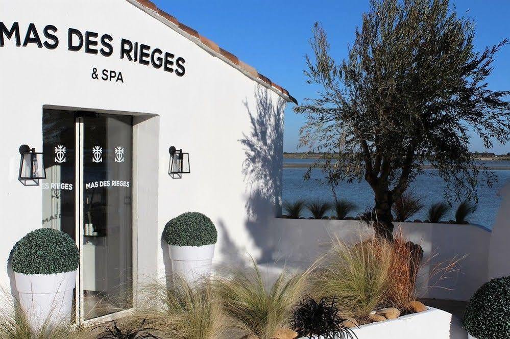 Mas Des Rieges & Spa Saintes-Maries-de-la-Mer Buitenkant foto