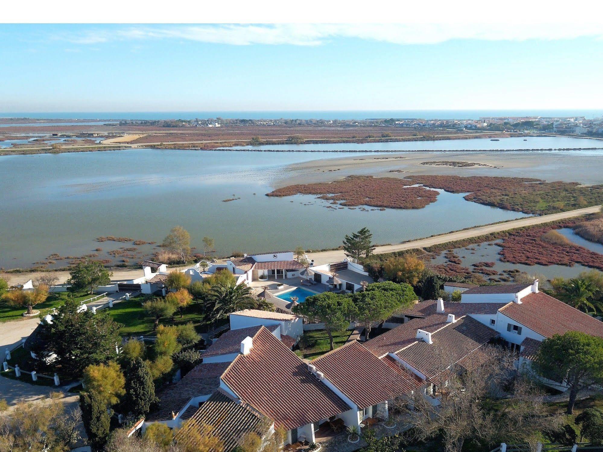 Mas Des Rieges & Spa Saintes-Maries-de-la-Mer Buitenkant foto